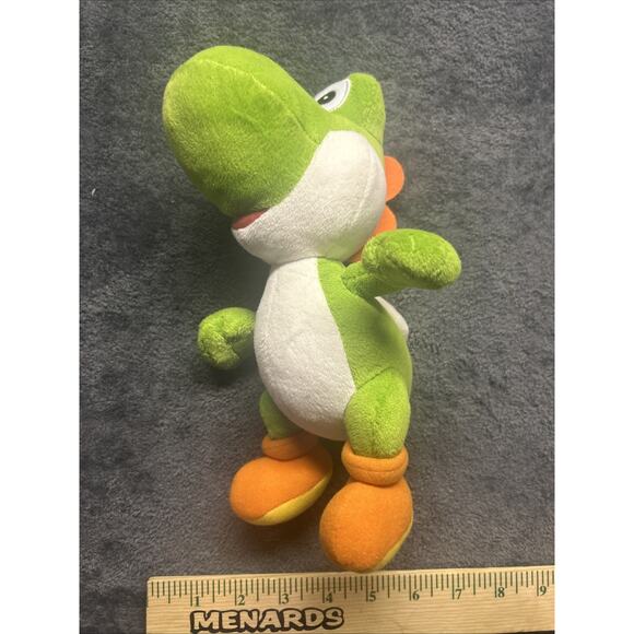 Yoshi Plush Super Mario Doll 10” Green Red Shell 2018 - Picture 1 of 6